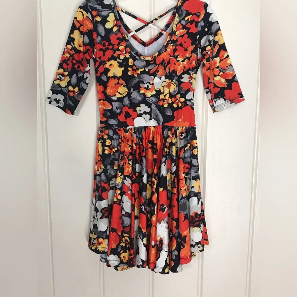 Girls Dot Dot Smile Multicolor Round Neck Graphic Flower Floral Dress 5 / 6 XS